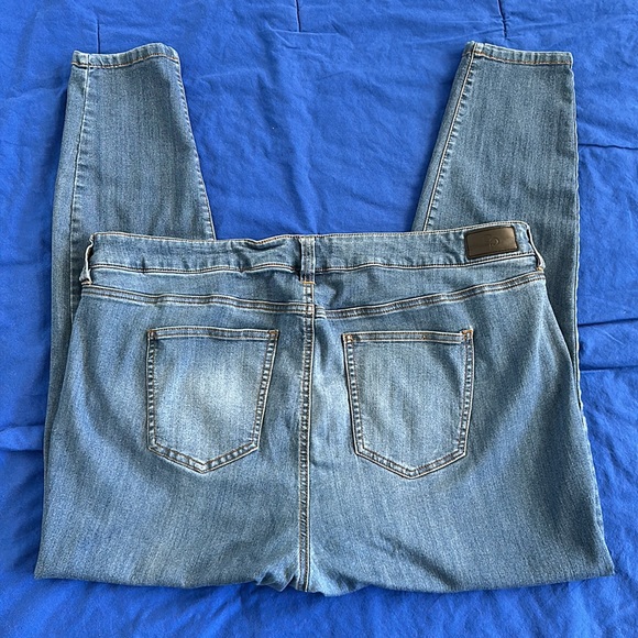 CELEBRITY PINK - Dawson Super Skinny Jeans - size 20 - Picture 5 of 8